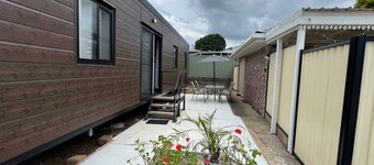 New 2 Bed room House with 2 A/C and Free Parking