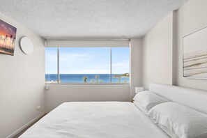 Apartment | 1 bedroom, iron/ironing board, bed sheets