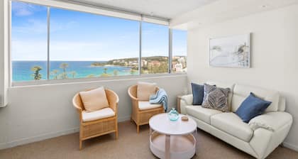 Wake Up to the Ocean: 1-bed With Pool & Views