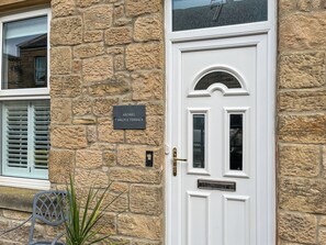 تفاصيل الفندق من الخارج