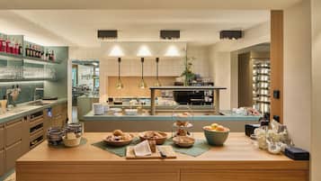 Desayuno buffet incluido todos los días