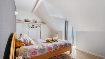 3 soverom, strykejern/-brett, wi-fi og sengetøy