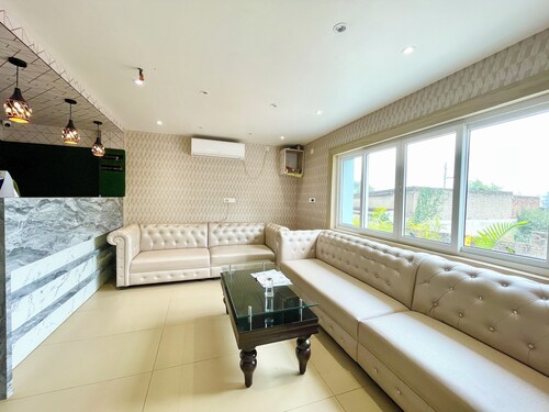 New Beach Resort - near Sea Beach