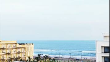Beach/ocean view