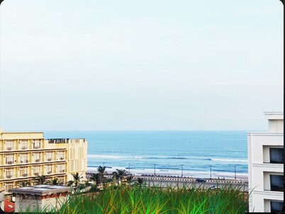 New Beach Resort - near Sea Beach