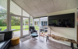 TV, table football - Cozy home in Ansager with sauna (Ansager)
