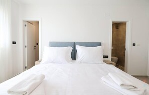 3 عدّة غرف نوم وواي فاي مجانًا وملاءات أسرّة