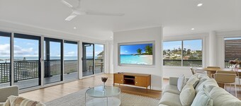 2-bed Beach Haven With Garden & Alfresco Dining