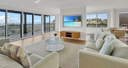 2-bed Beach Haven With Garden & Alfresco Dining