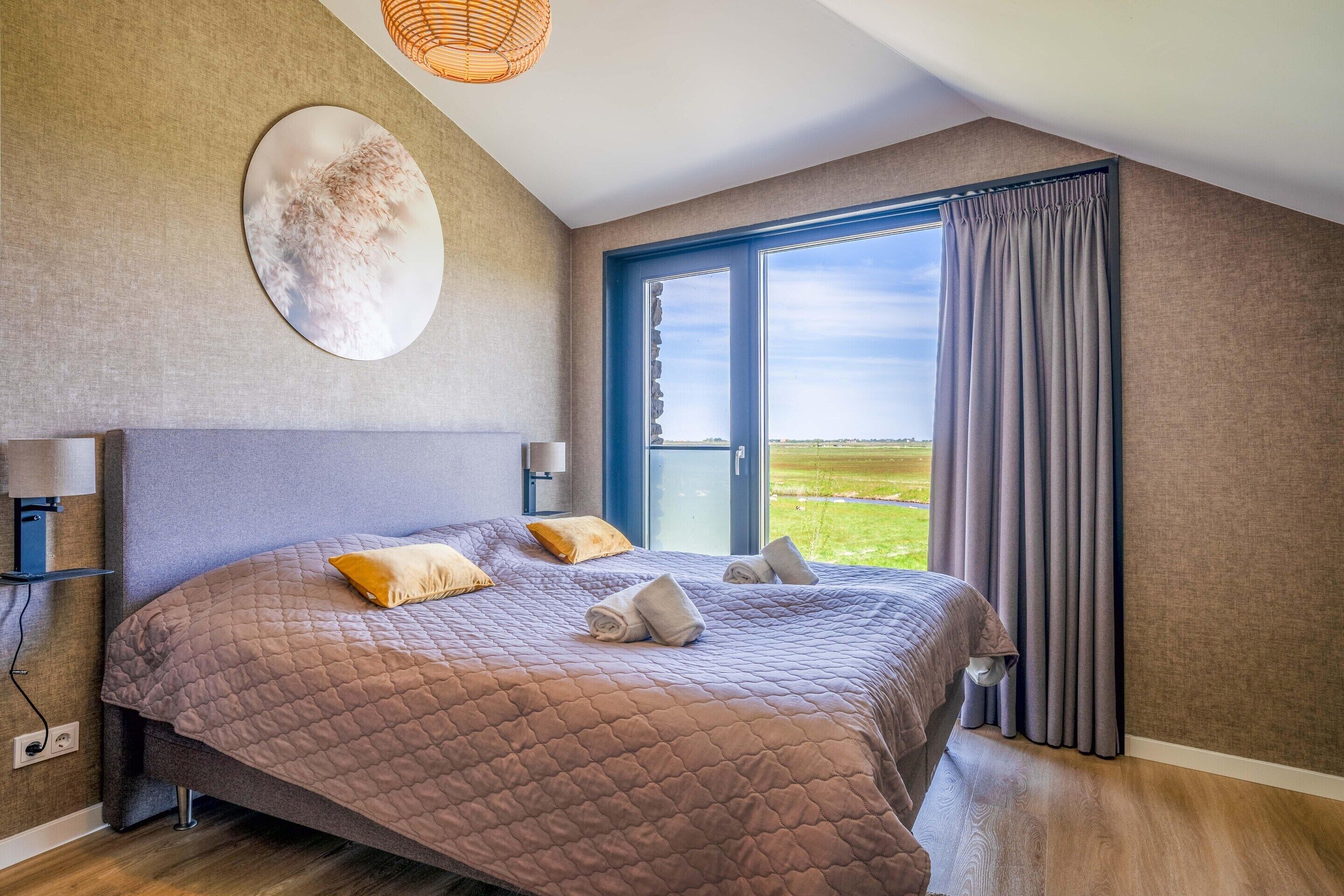 Vila | 4 kamar tidur dan dilengkapi dengan perabotan berbeda-beda