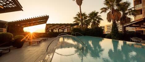 Apartment | Pool