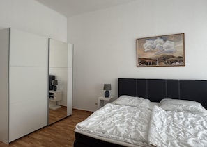 Hus | 6 sovrum och unika möbler