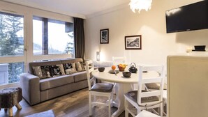 Dining - Apartment in Villards Near Transarc Ski Area (Bourg-Saint-Maurice)