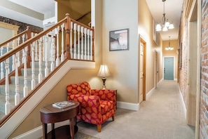 Interior - Studio Apartment Near Downtown Long Term Friendly (Indianapolis)