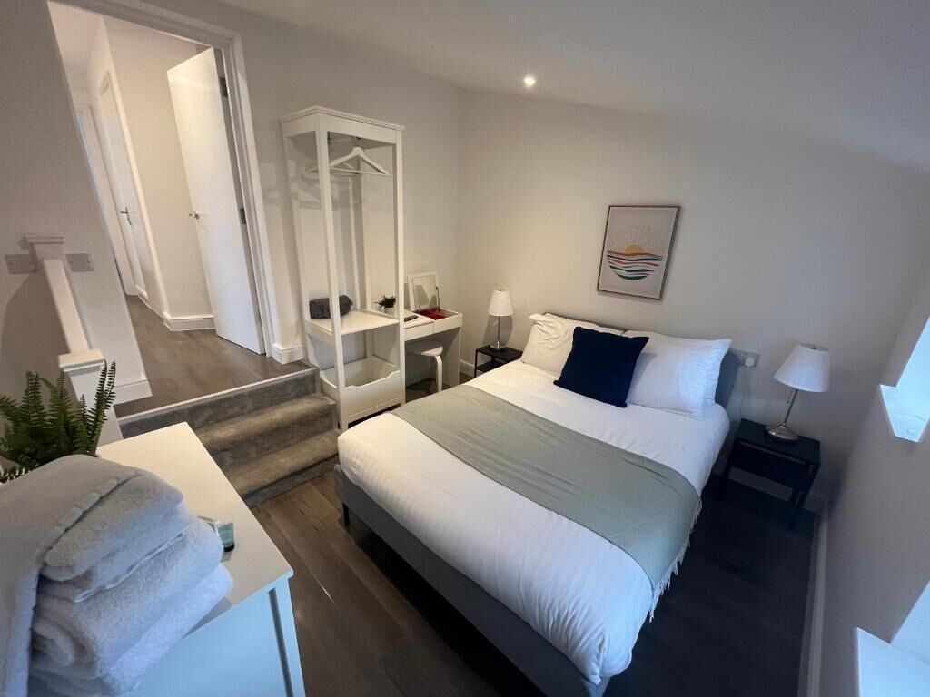 2 soverom, strykejern/-brett, wi-fi og sengetøy