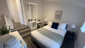 2 Schlafzimmer, Bügeleisen/Bügelbrett, WLAN, Bettwäsche