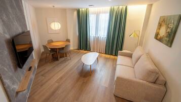 Familie appartement, uitzicht op stad | Woonruimte