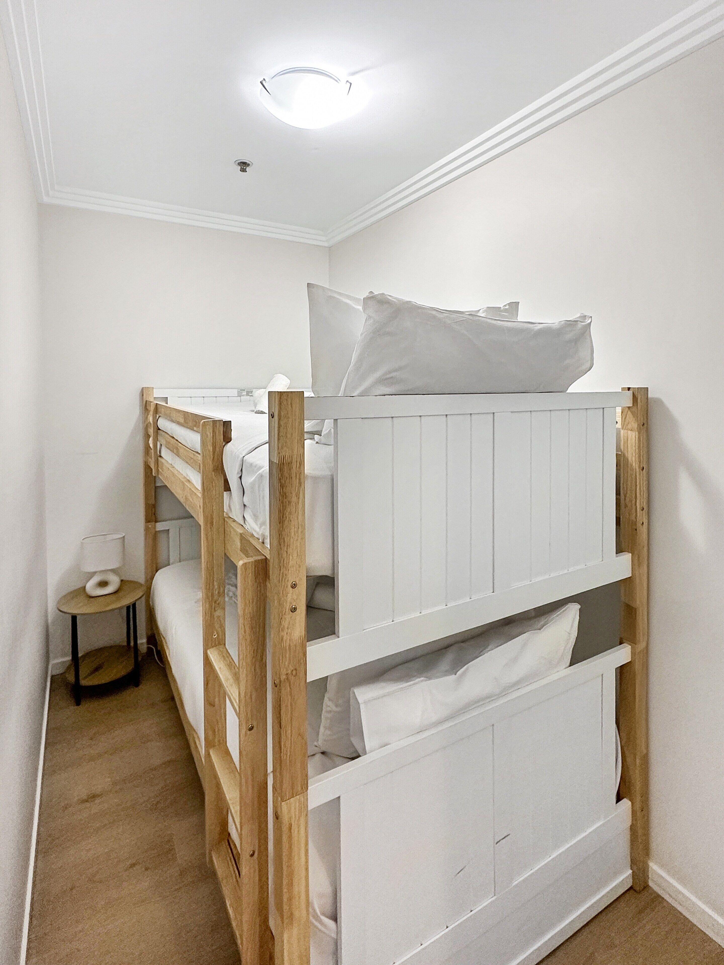 Apartment | 2 bedrooms, iron/ironing board, bed sheets