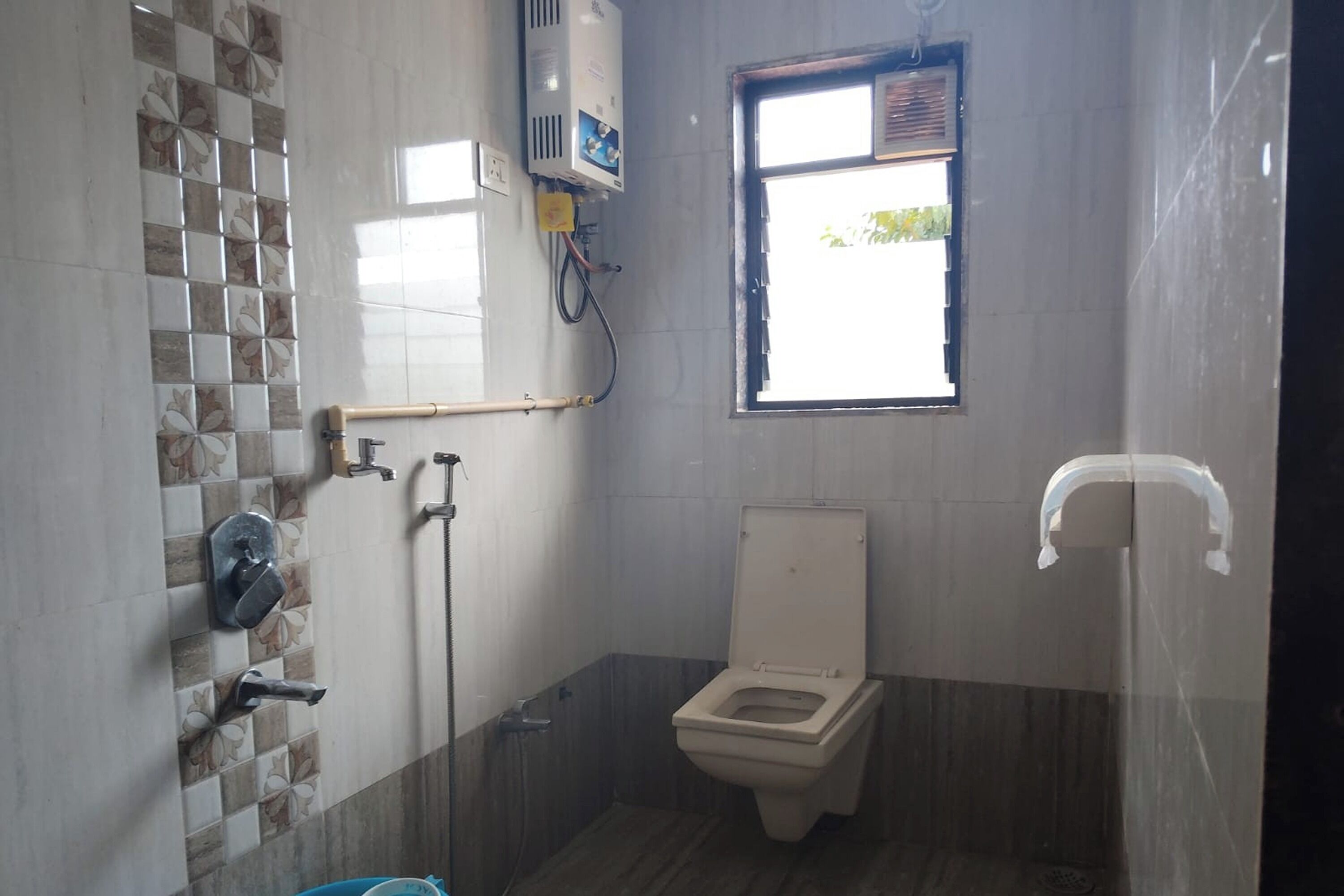 Family Room, Penyaman udara | Bilik Mandi | Pancuran mandi, hulu semburan mandi hujan, pengering rambut 