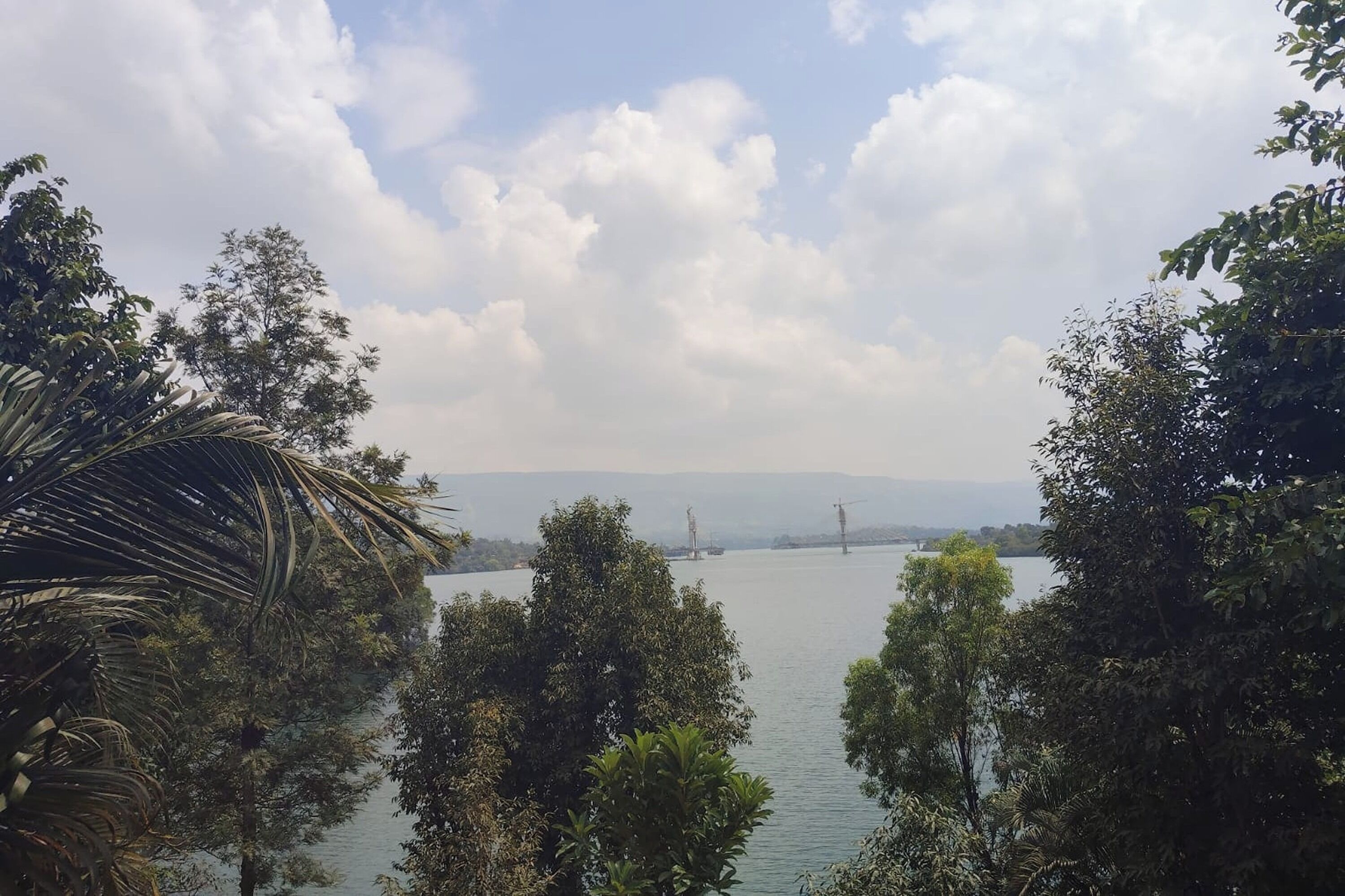 Family Room, Air conditioning | Lake view