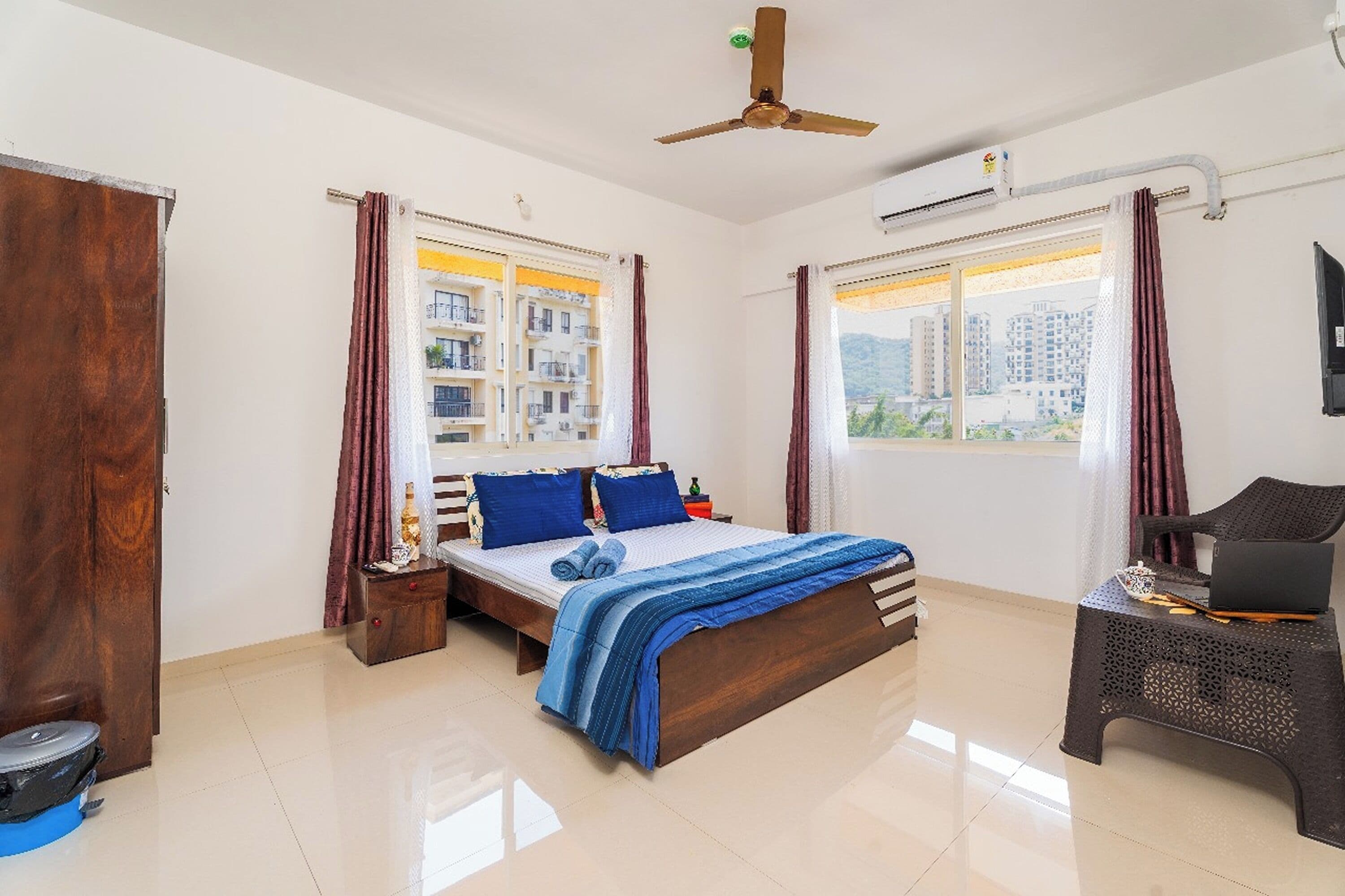 经典客房 | 遮光窗帘、免费 WiFi、床单