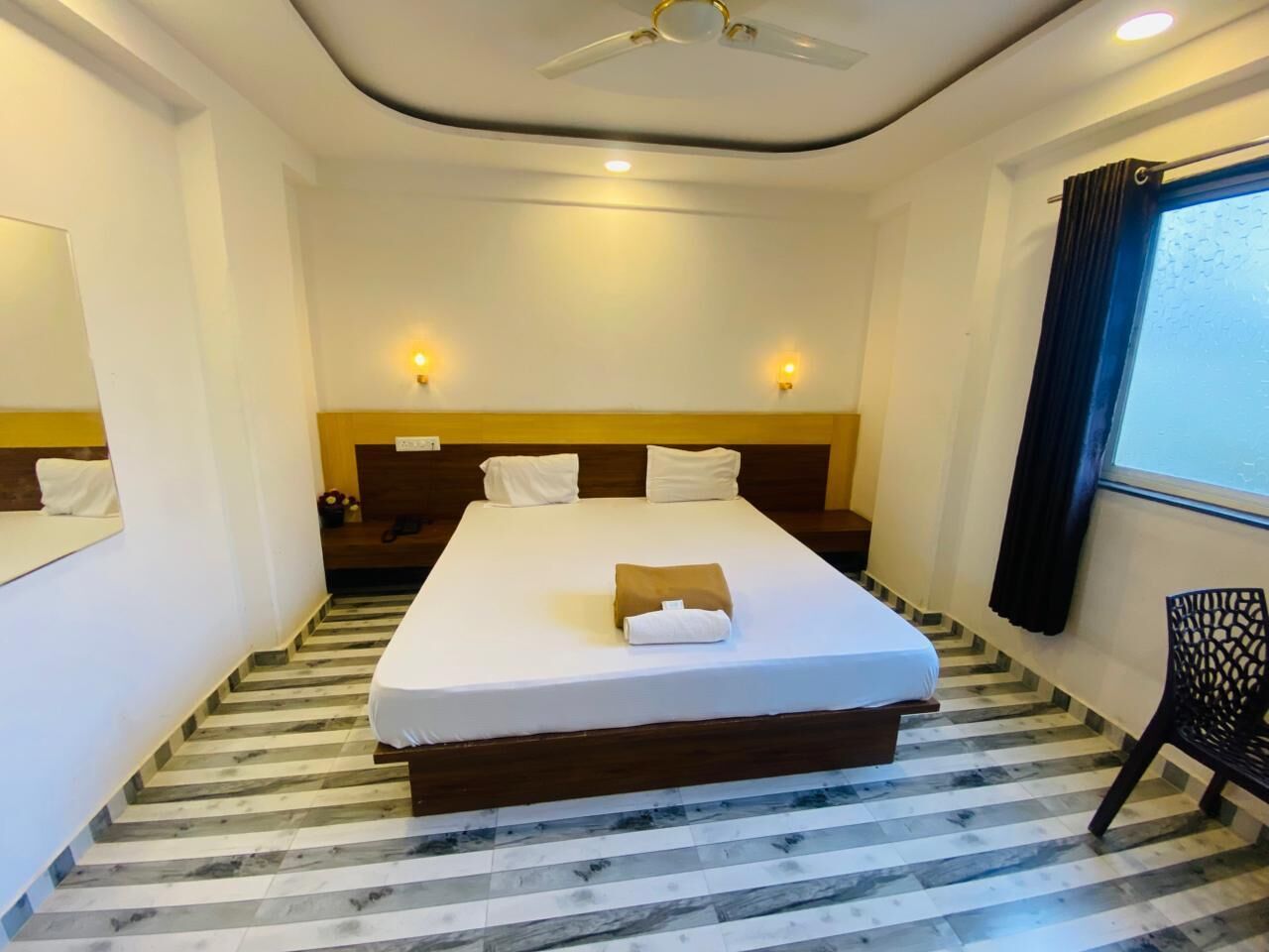 Deluxe Room | Rollaway beds, free WiFi, bed sheets