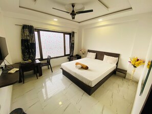 Classic-Zimmer | Zustellbetten, kostenloses WLAN, Bettwäsche