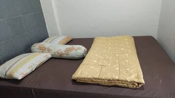 Standard Room | Desk, free WiFi