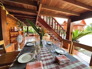 Villa, 2 Bedrooms | Desk, free WiFi, bed sheets - Wang Namthip Hotel (Ban Don)