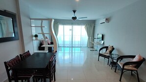 Laguna Apartment 1 @ Marina Island