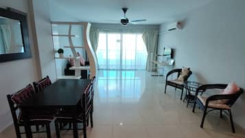 Laguna Apartment 1 @ Marina Island