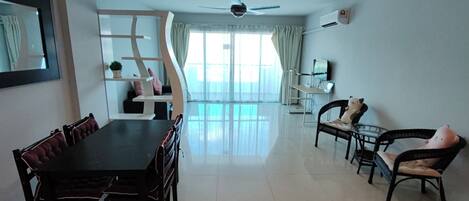 Laguna Apartment 1 @ Marina Island