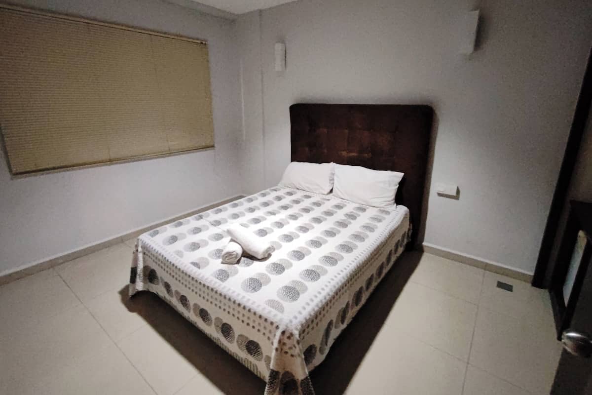 Laguna Apartment 1 @ Marina Island