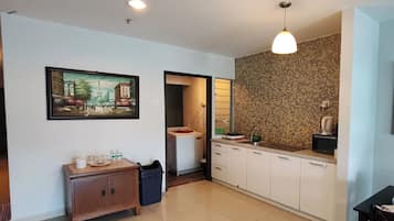 Laguna Apartment 1 @ Marina Island