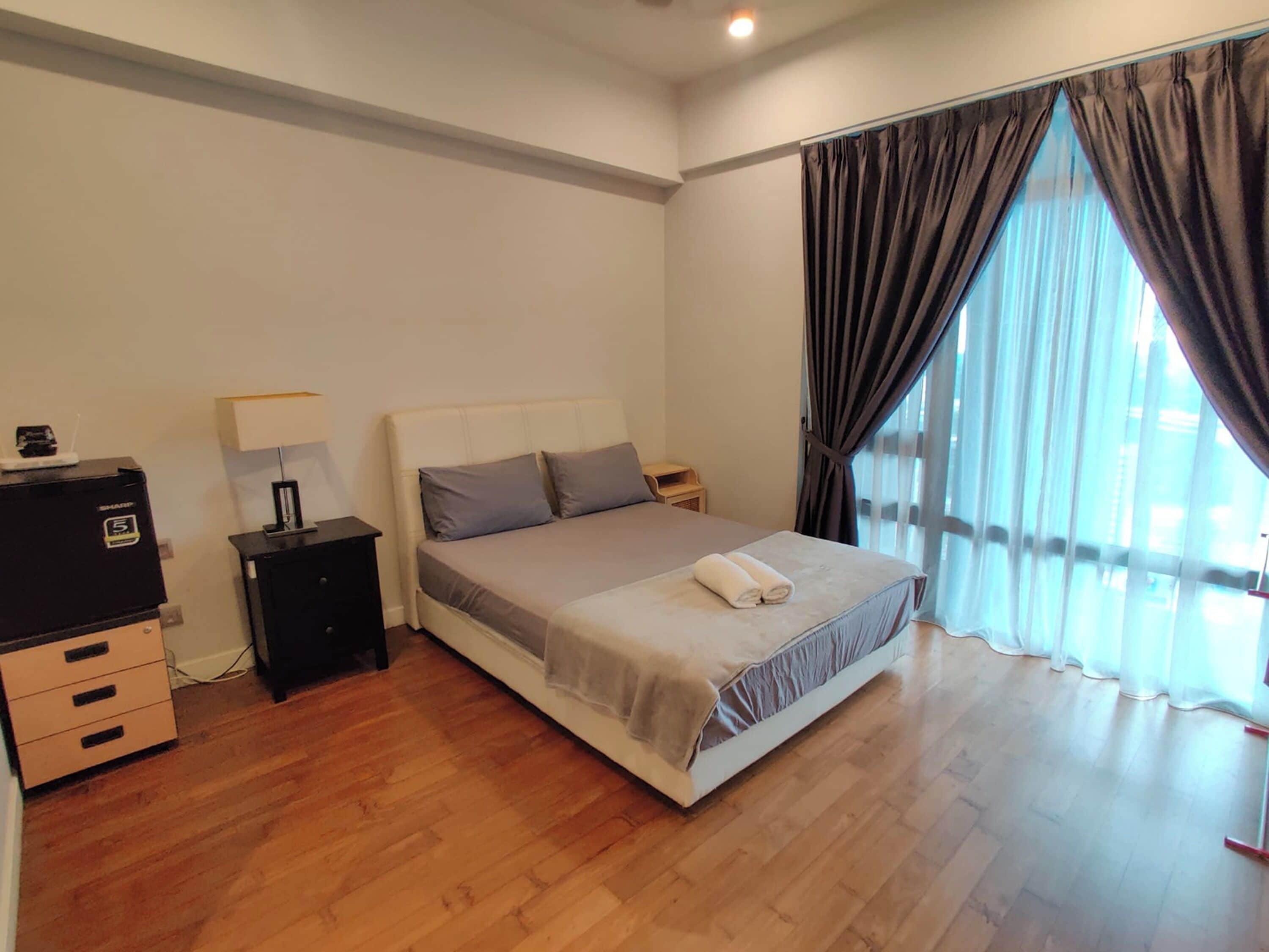 Standard Room, 4 Bedrooms | Desk, free WiFi, bed sheets