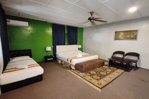 Family Deluxe | Bed sheets - Green Town Hotels And Resorts (Port Dickson)