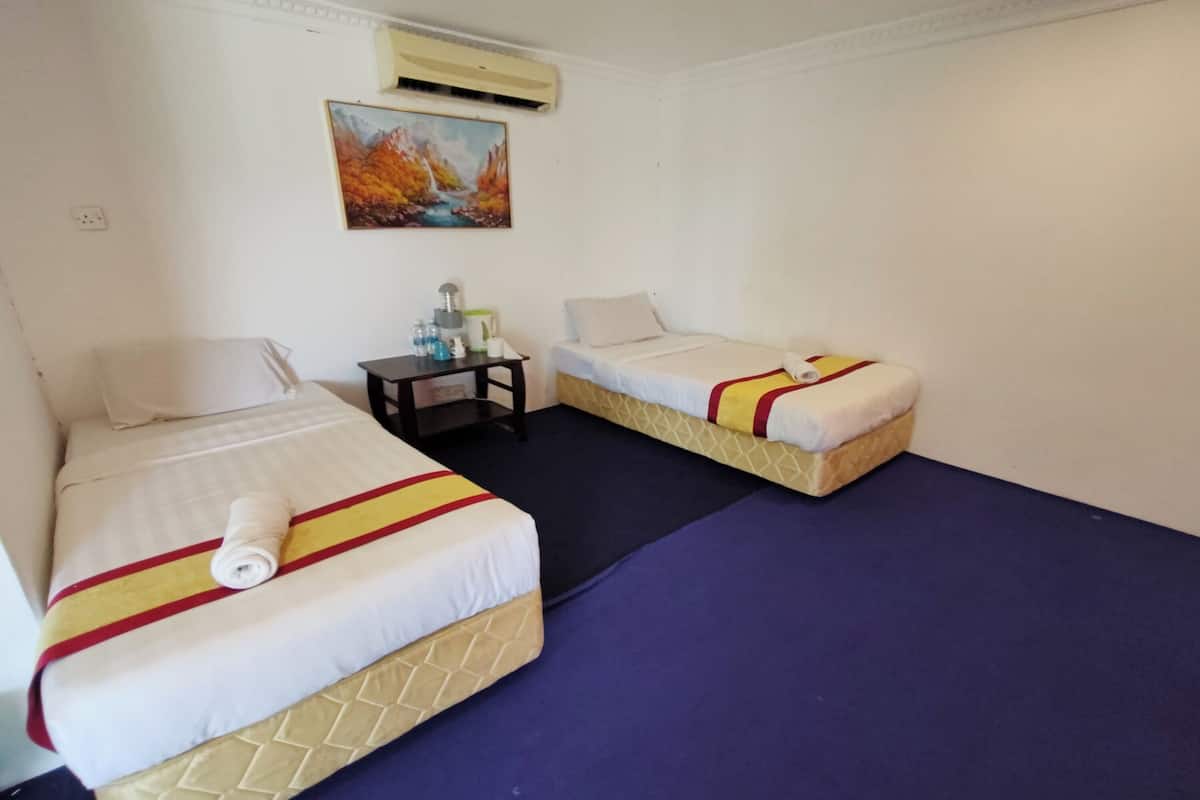 Twin Sharing Cabin | Draps fournis