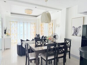 Villa | Comedor