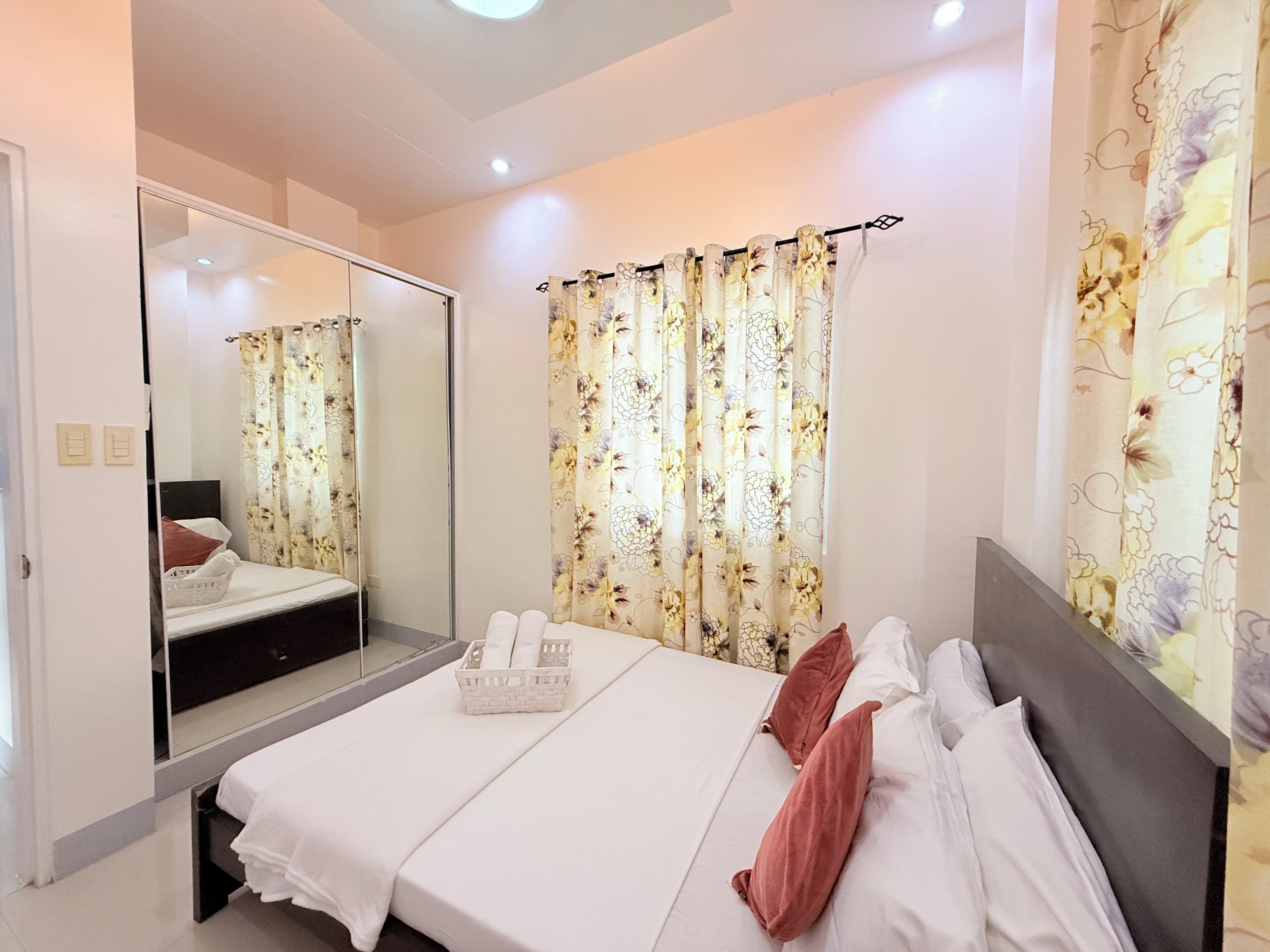 วิลล่า | โต๊ะทำงาน, Wi-Fi ฟรี, ผ้าปูที่นอน