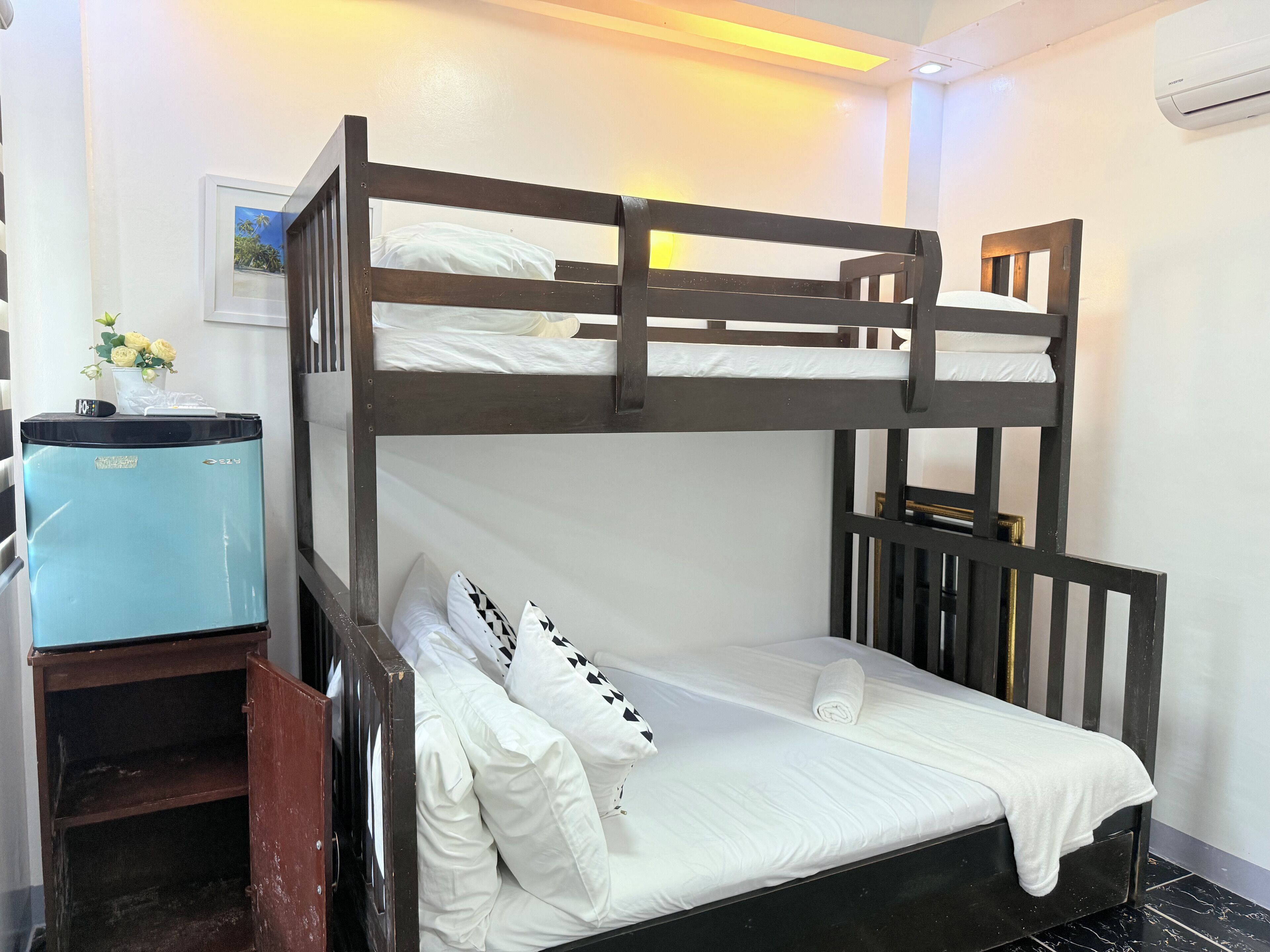 Superior Room | Desk, free WiFi, bed sheets