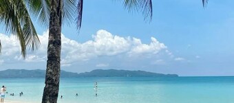 Lazy Daze Hometel Boracay