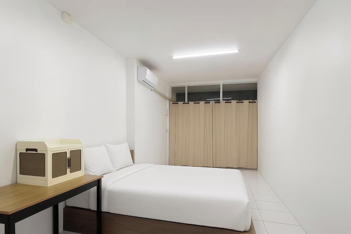 Habitación doble estándar | Escritorio, wifi gratis y ropa de cama