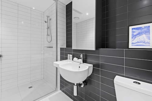 Apartment | Bathroom