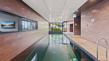 Apartment | Pool | Indoor pool, outdoor pool