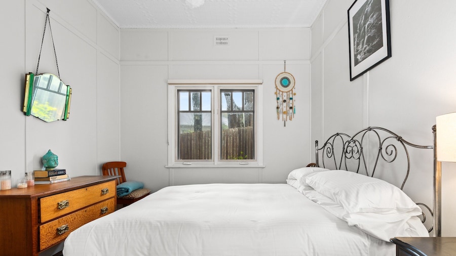 Bright 3-bed House With Garden,