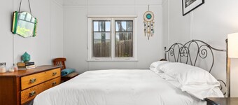 Bright 3-bed House With Garden,