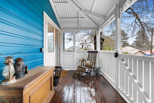 Bright 3-bed House With Garden,