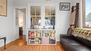 Apartment | Living room