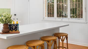 Apartment | Dining