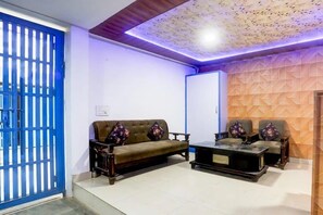 บริเวณนั่งเล่นที่ล็อบบี้